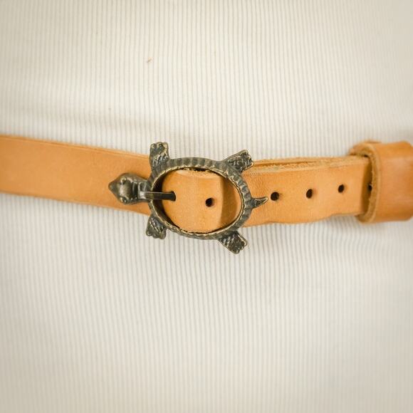 Turtle Brass Metal Buckle Tan Brown Leather Medium M Buckle Adjustable Belt main image 4